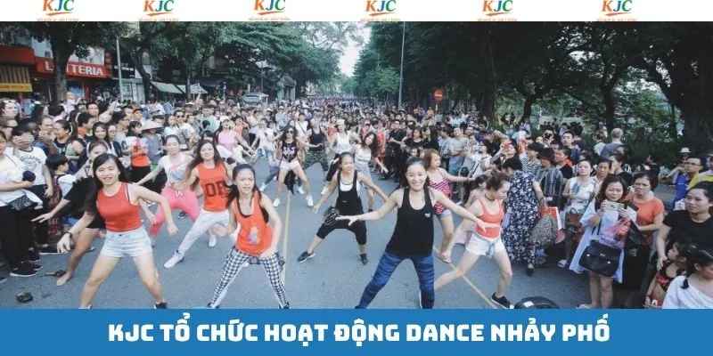 Tập đoàn đã tổ chức một hoạt động nhảy phố siêu cuốn hút